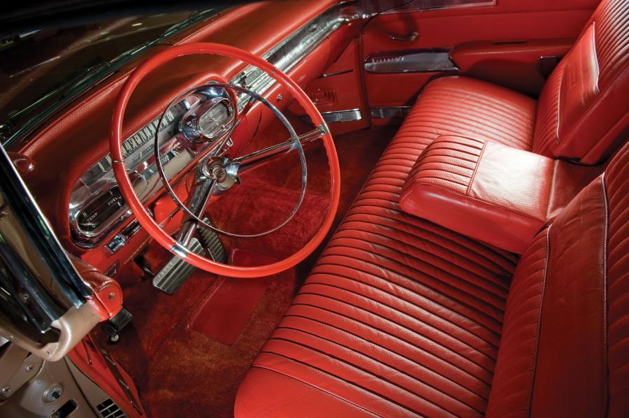  Cadillac Eldorado Biarritz Convertible 1958 года  (фото 3 из 39)